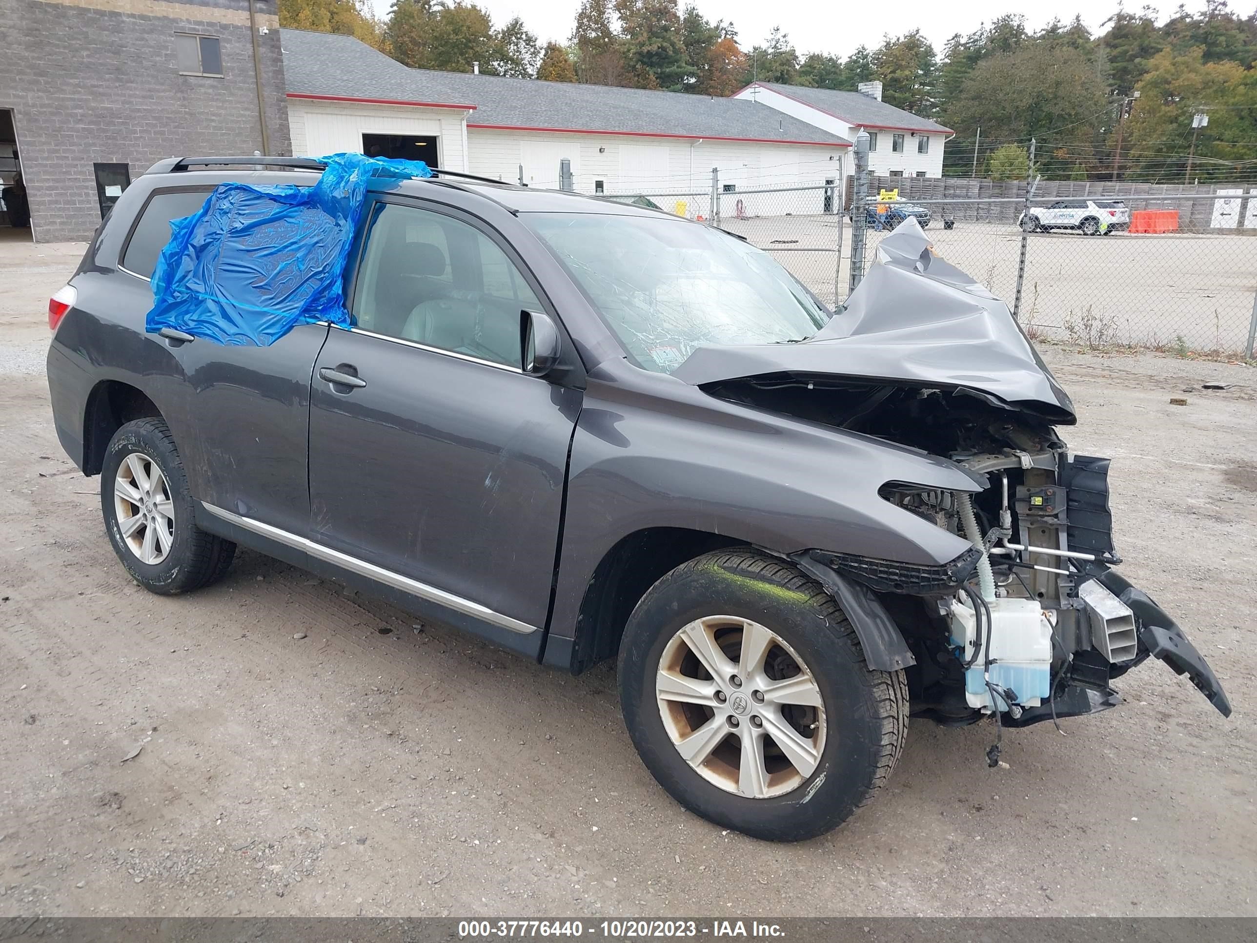 TOYOTA HIGHLANDER 2012 5tdbk3eh0cs153384