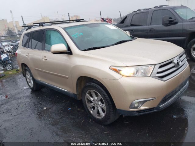 TOYOTA HIGHLANDER 2013 5tdbk3eh1ds193300