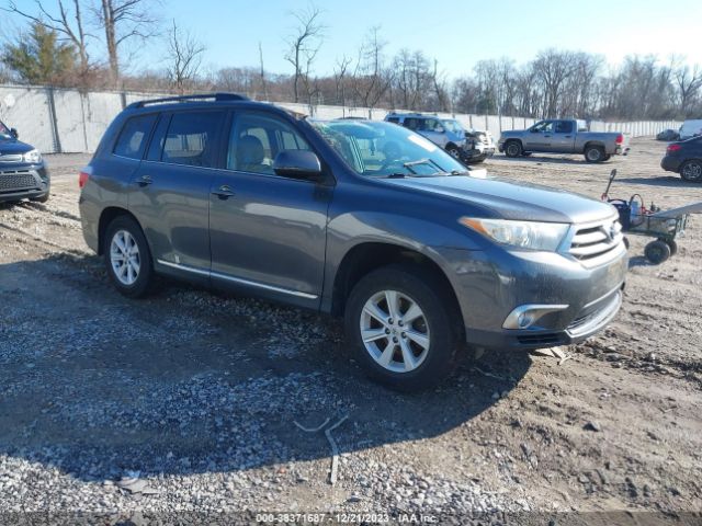 TOYOTA HIGHLANDER 2013 5tdbk3eh1ds214856