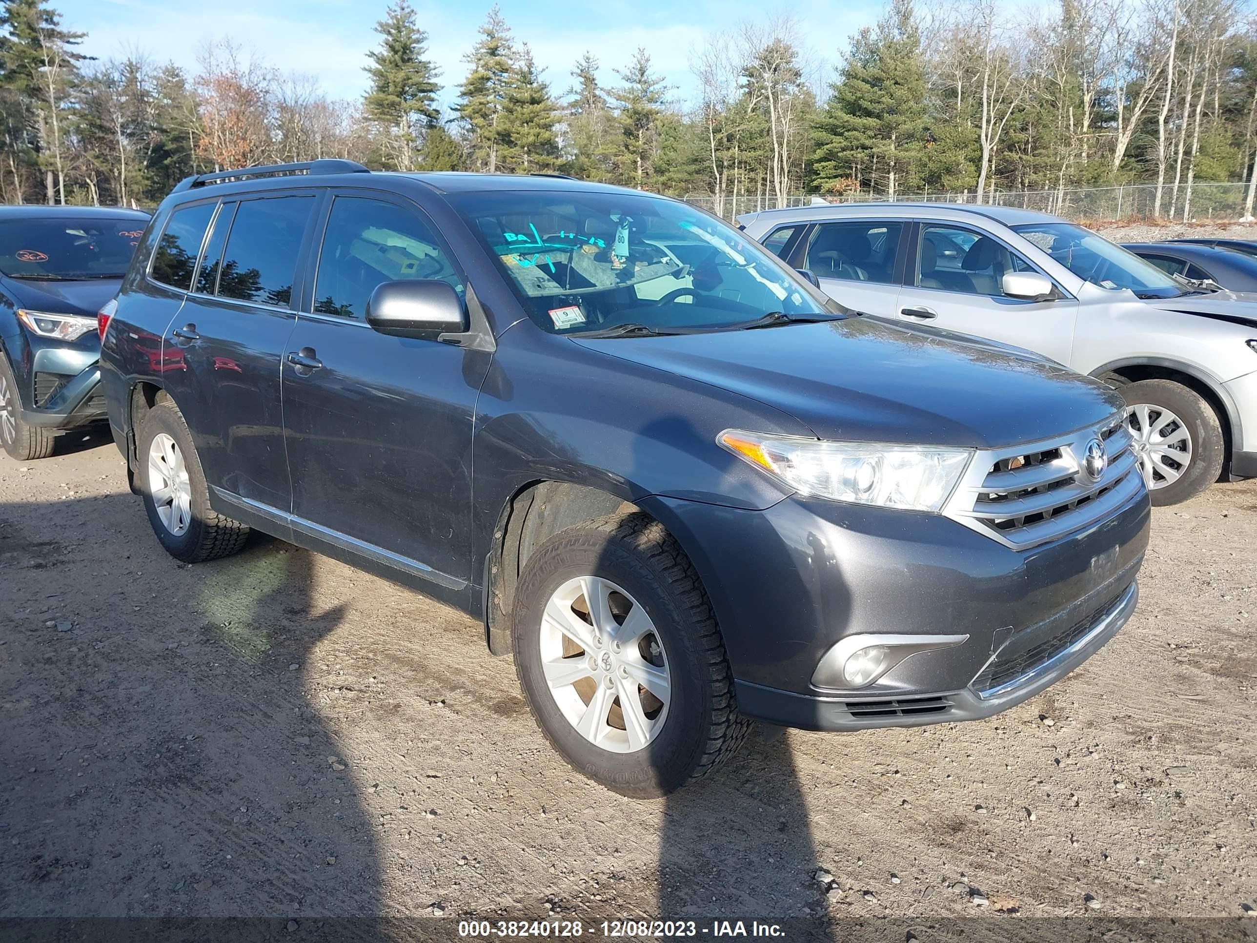 TOYOTA HIGHLANDER 2012 5tdbk3eh2cs120449