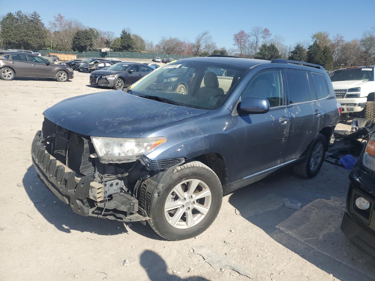 TOYOTA HIGHLANDER 2013 5tdbk3eh2ds226420