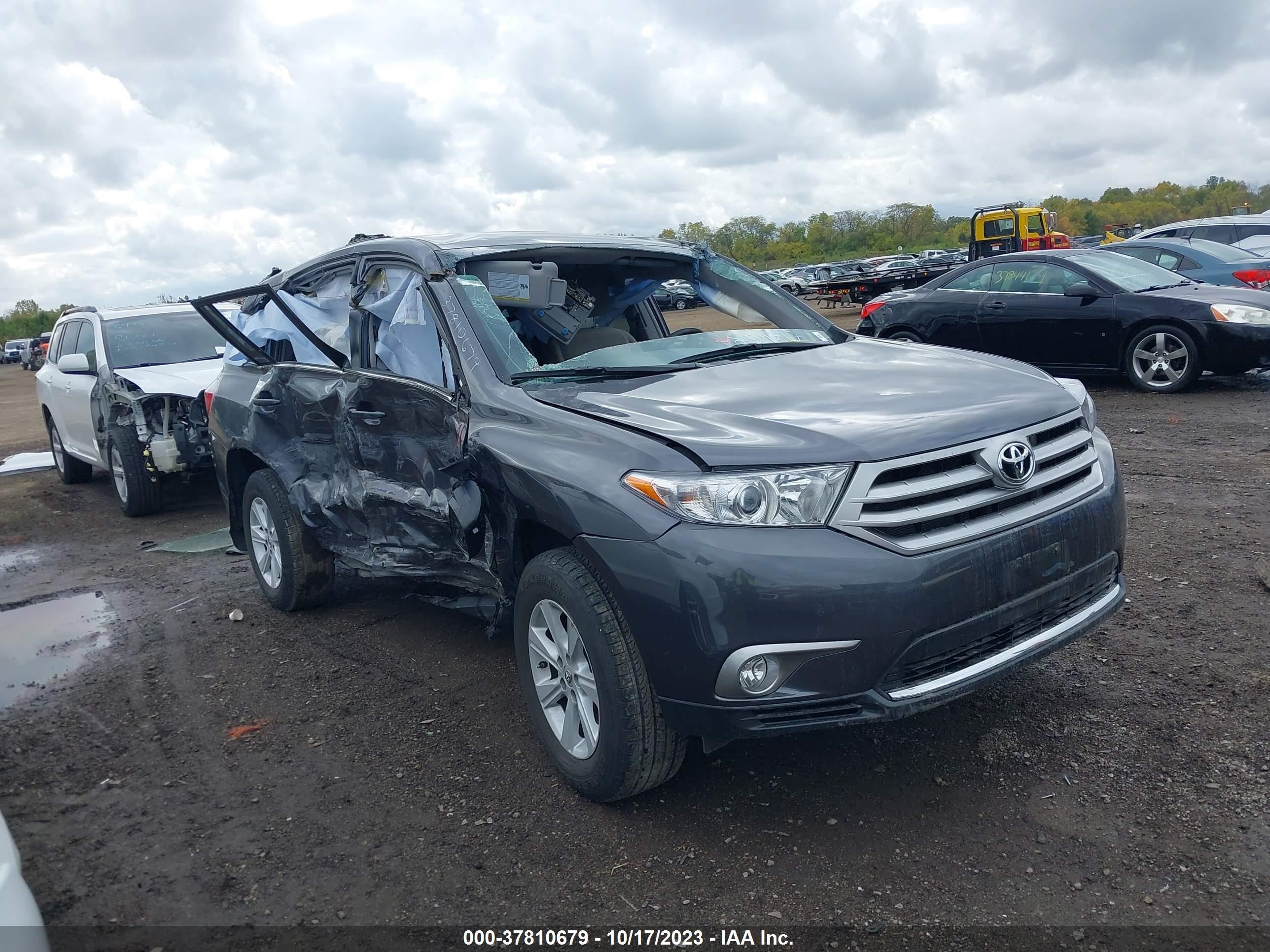 TOYOTA HIGHLANDER 2013 5tdbk3eh2ds254217