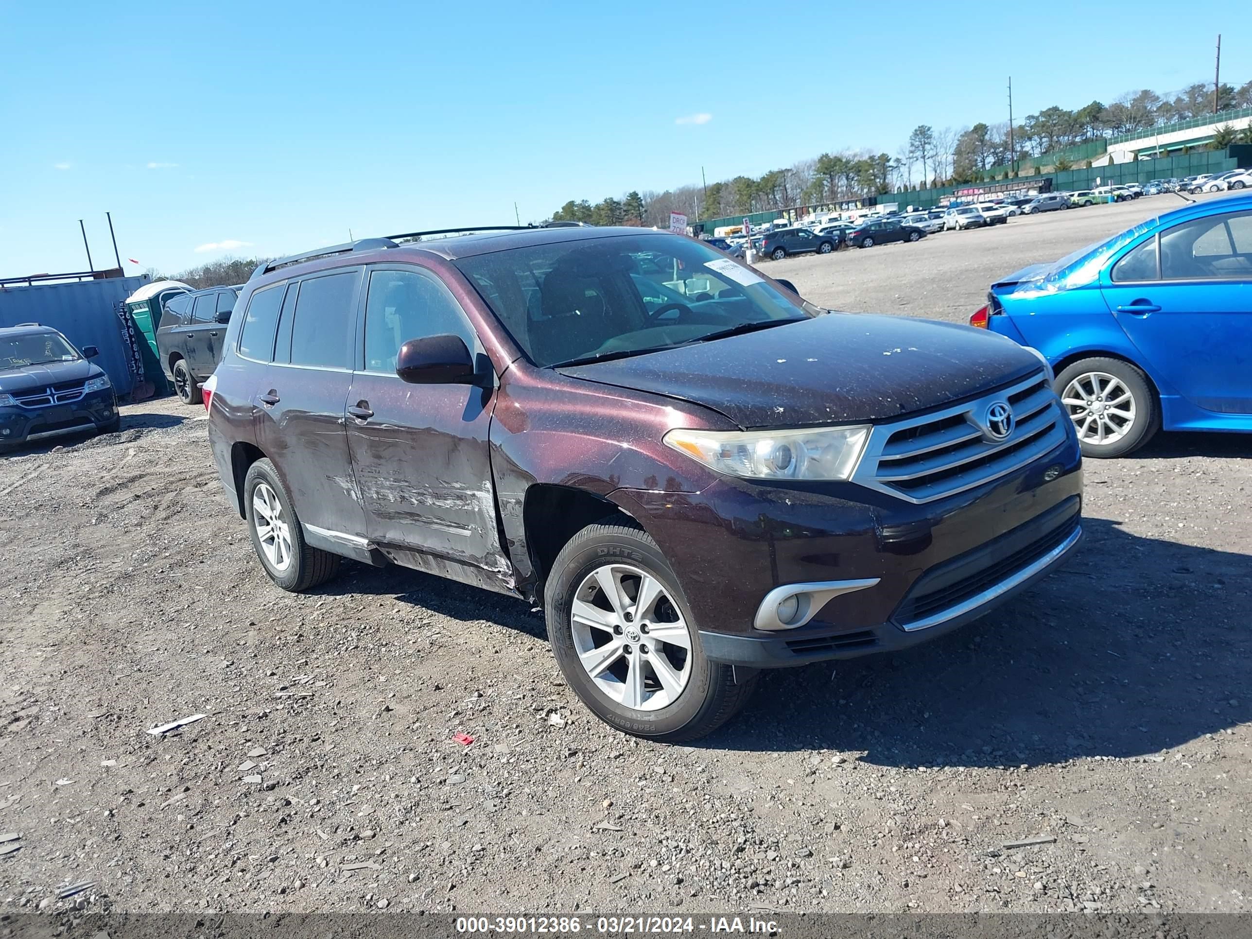 TOYOTA HIGHLANDER 2012 5tdbk3eh4cs101479