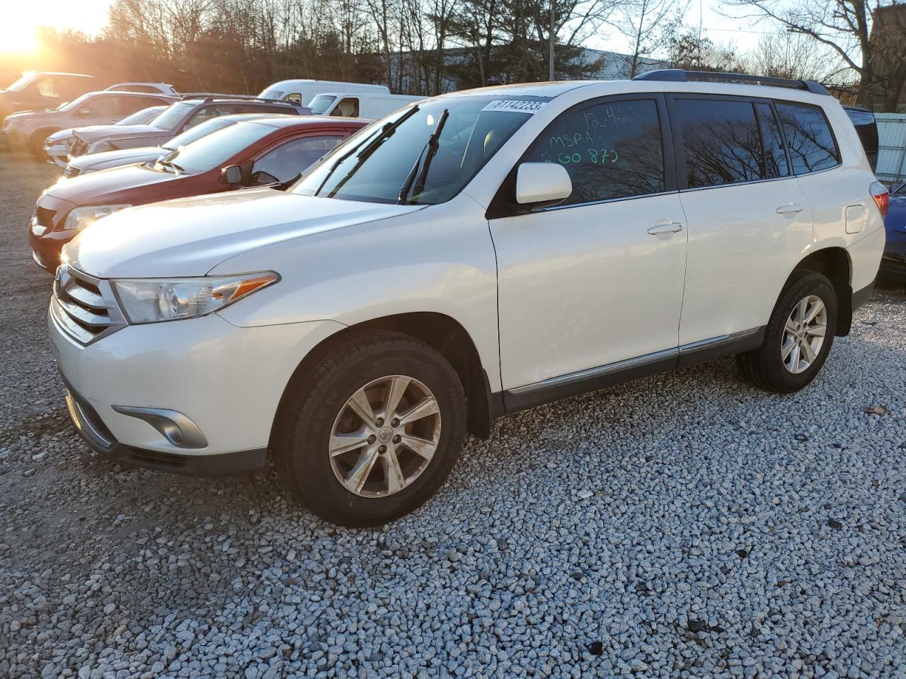 TOYOTA HIGHLANDER 2013 5tdbk3eh4ds260875