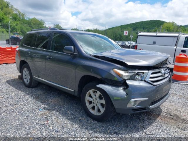 TOYOTA HIGHLANDER 2013 5tdbk3eh5ds195275