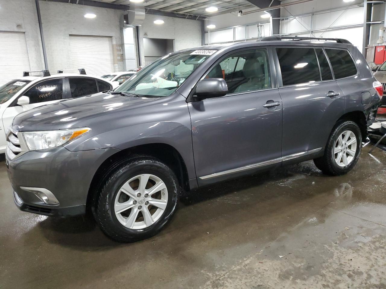 TOYOTA HIGHLANDER 2013 5tdbk3eh5ds203066