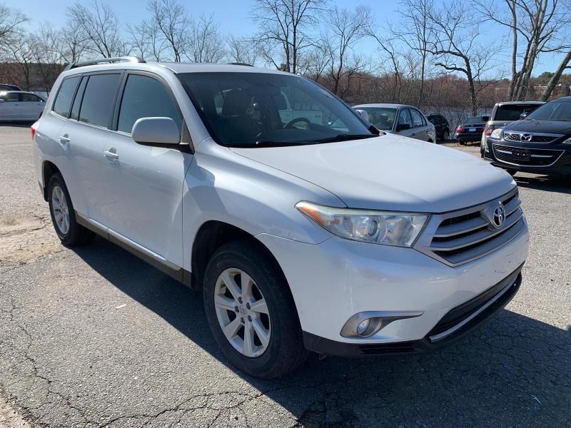 TOYOTA HIGHLANDER 2013 5tdbk3eh5ds213371