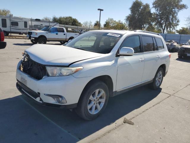 TOYOTA HIGHLANDER 2013 5tdbk3eh7ds180762