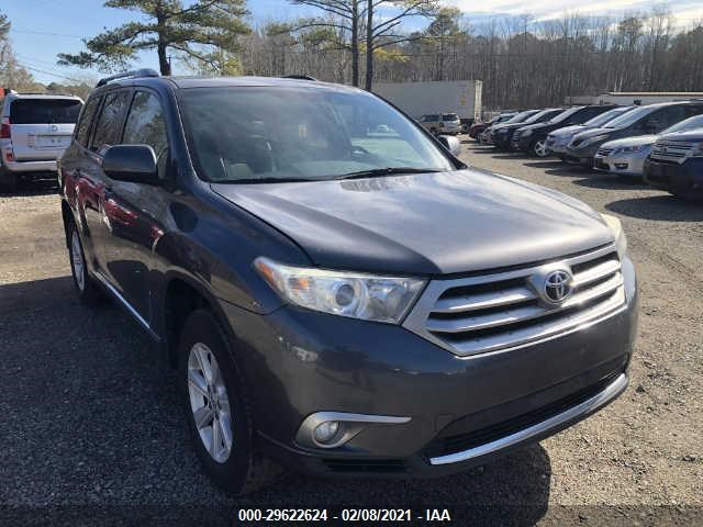 TOYOTA HIGHLANDER 2013 5tdbk3eh7ds253838