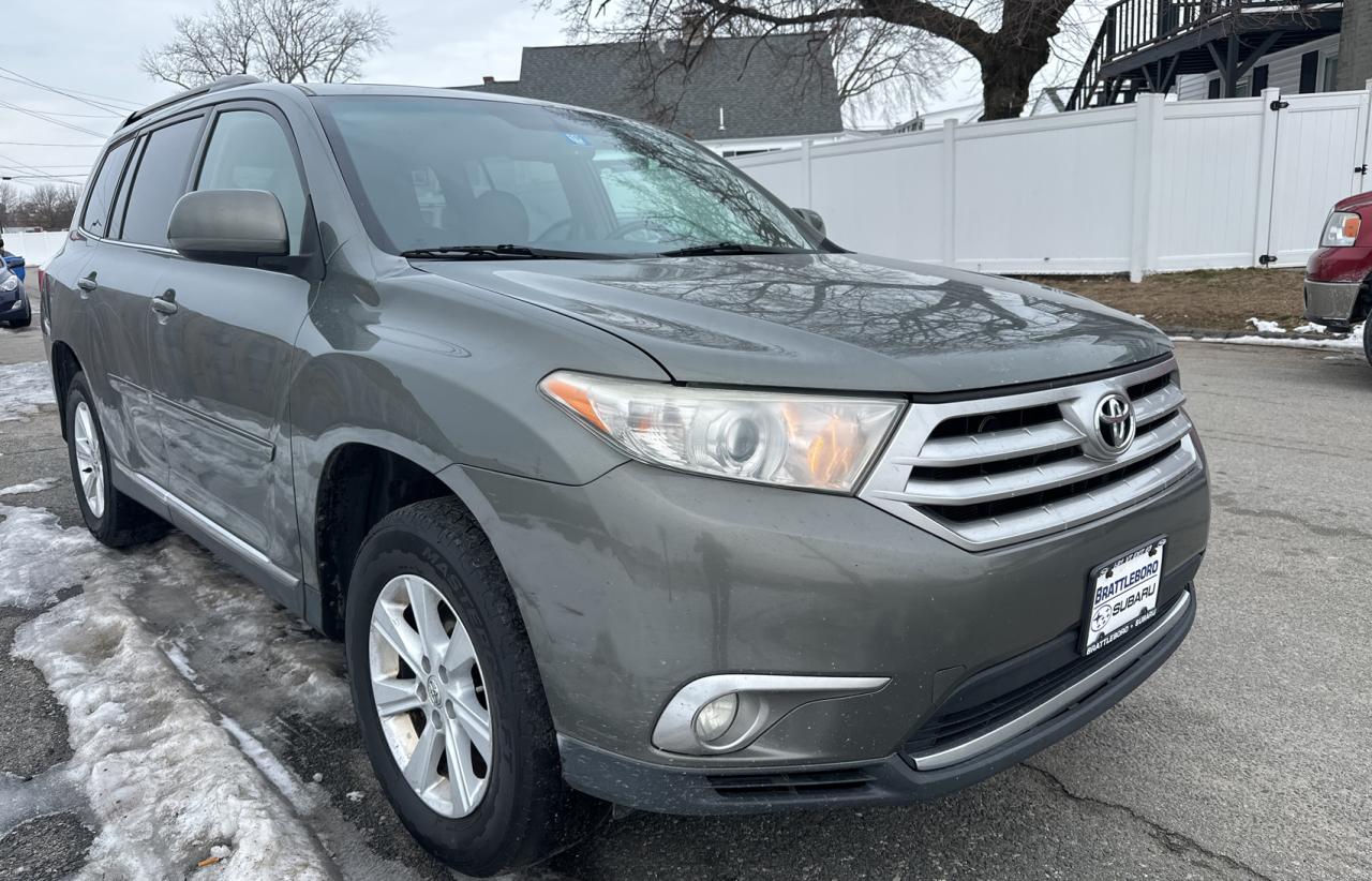 TOYOTA HIGHLANDER 2011 5tdbk3eh8bs047358