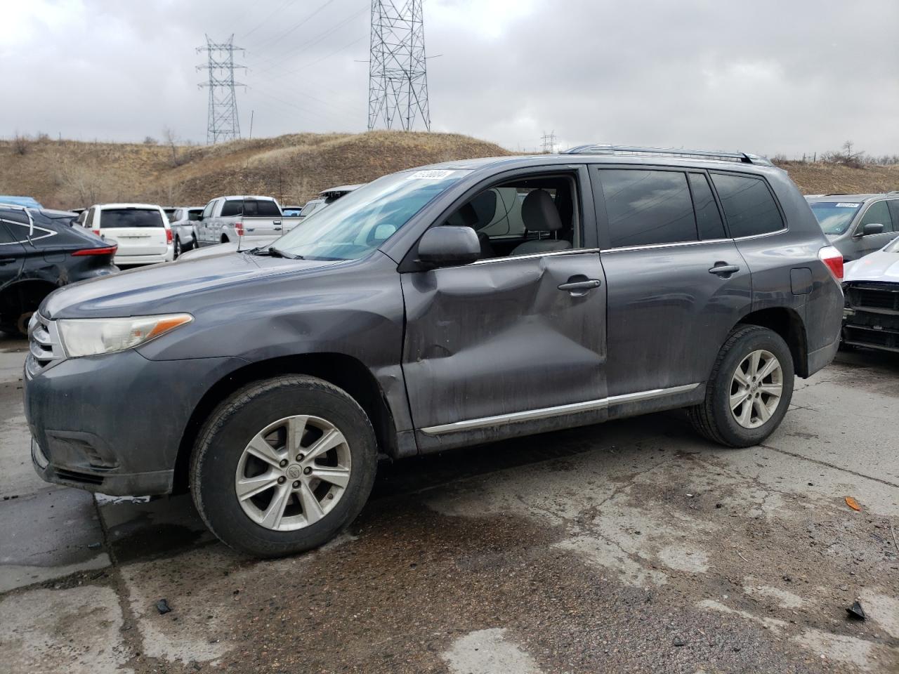 TOYOTA HIGHLANDER 2011 5tdbk3eh8bs057128