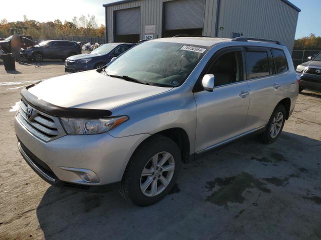 TOYOTA HIGHLANDER 2012 5tdbk3eh8cs129804