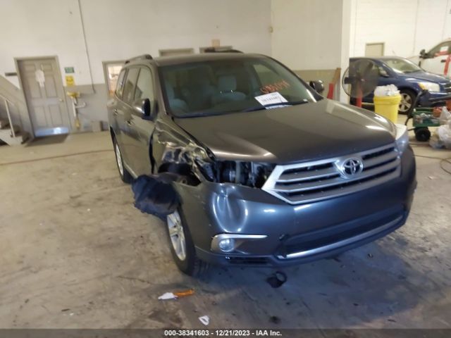 TOYOTA HIGHLANDER 2011 5tdbk3ehxbs083049