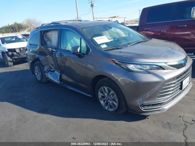 TOYOTA SIENNA 2022 5tdbrkec1ns098828