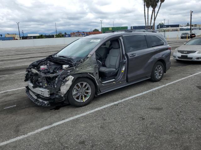 TOYOTA SIENNA LE 2022 5tdbrkec4ns088651