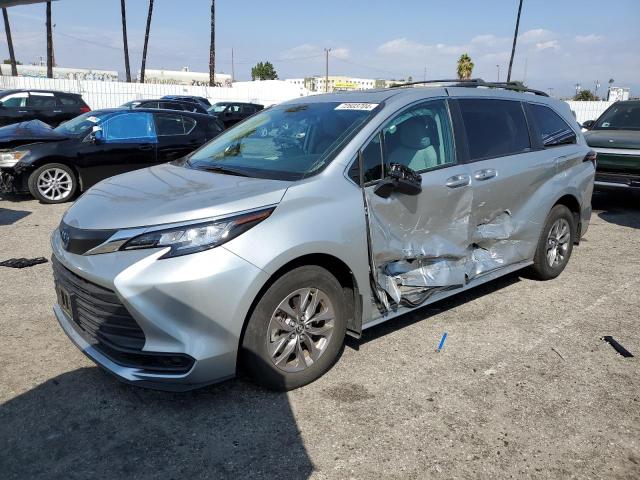 TOYOTA SIENNA LE 2021 5tdbrkec8ms034669