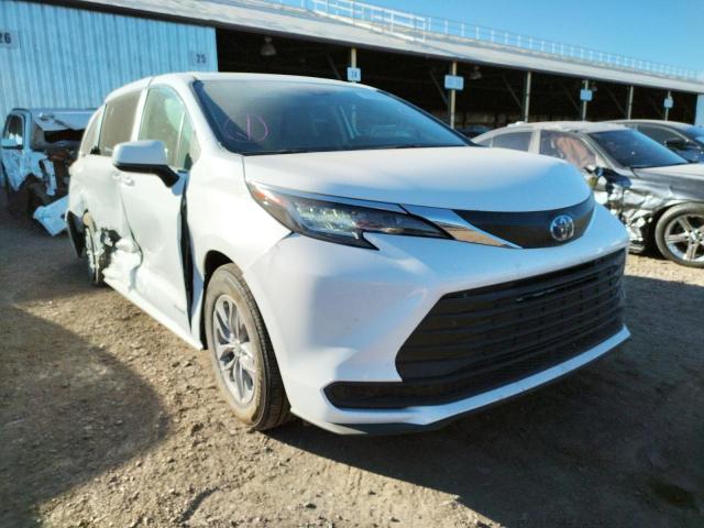 TOYOTA SIENNA LE 2021 5tdbrkec8ms064061