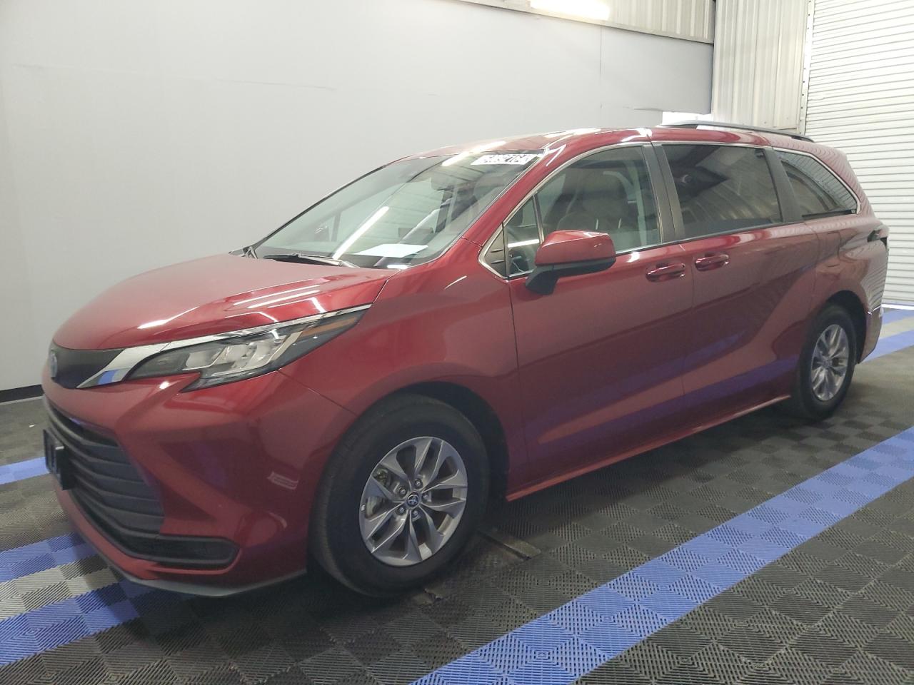 TOYOTA SIENNA 2022 5tdbskfc3ns063520