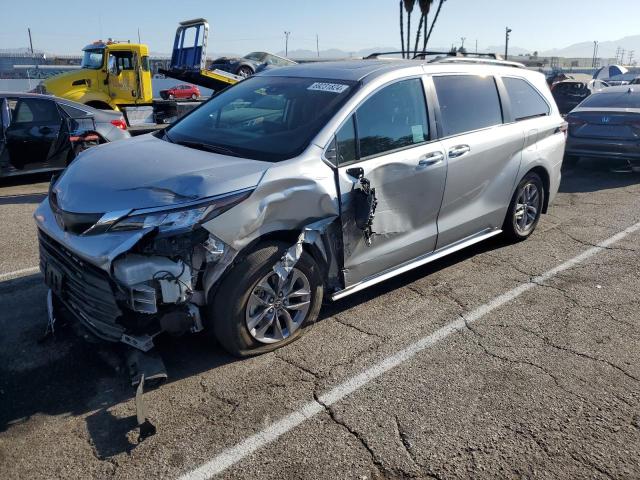 TOYOTA SIENNA LE 2022 5tdbskfc9ns071766