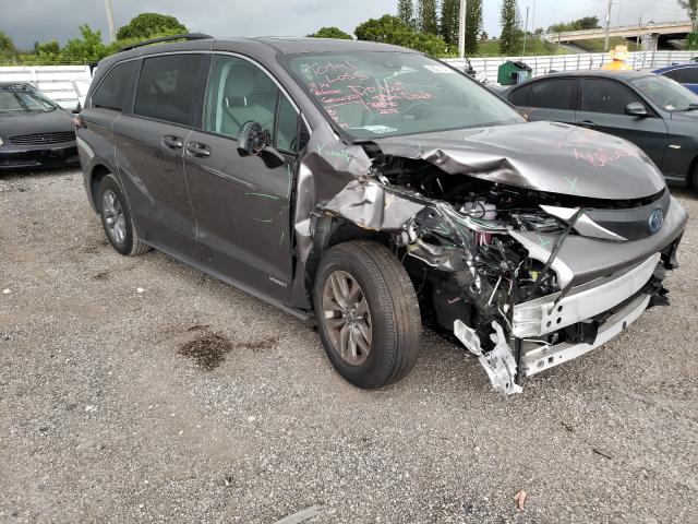 TOYOTA SIENNA LE 2021 5tdbskfcxms020615