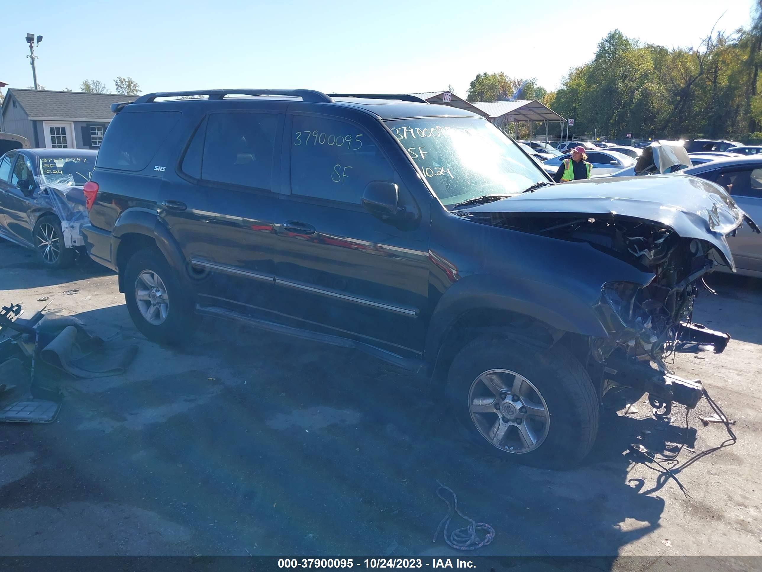 TOYOTA SEQUOIA 2007 5tdbt44a17s290394