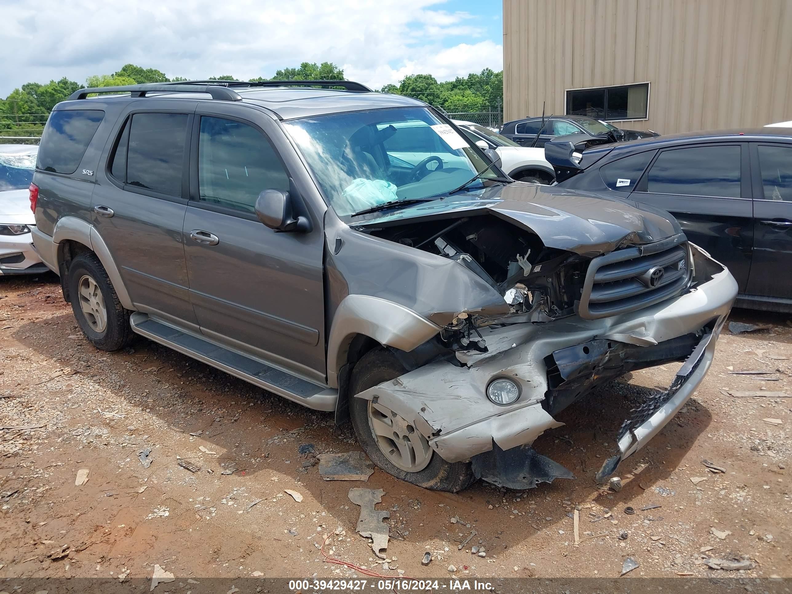 TOYOTA SEQUOIA 2004 5tdbt44a34s222593