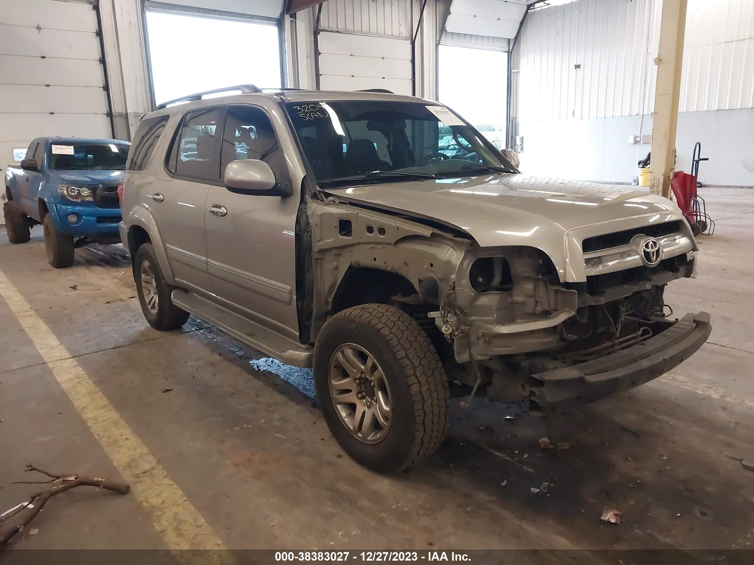 TOYOTA SEQUOIA 2005 5tdbt44a55s245830