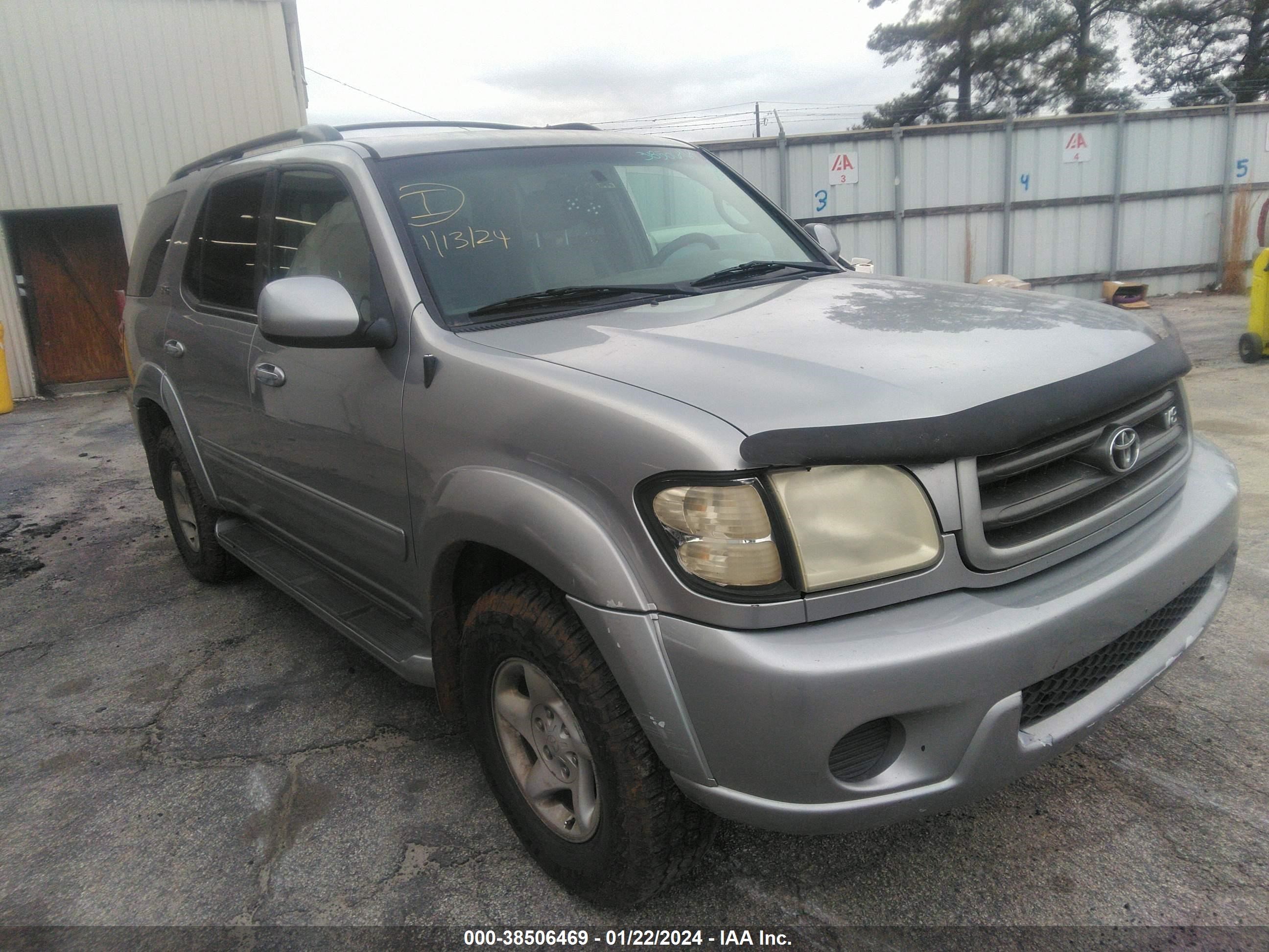 TOYOTA SEQUOIA 2001 5tdbt44a71s011456