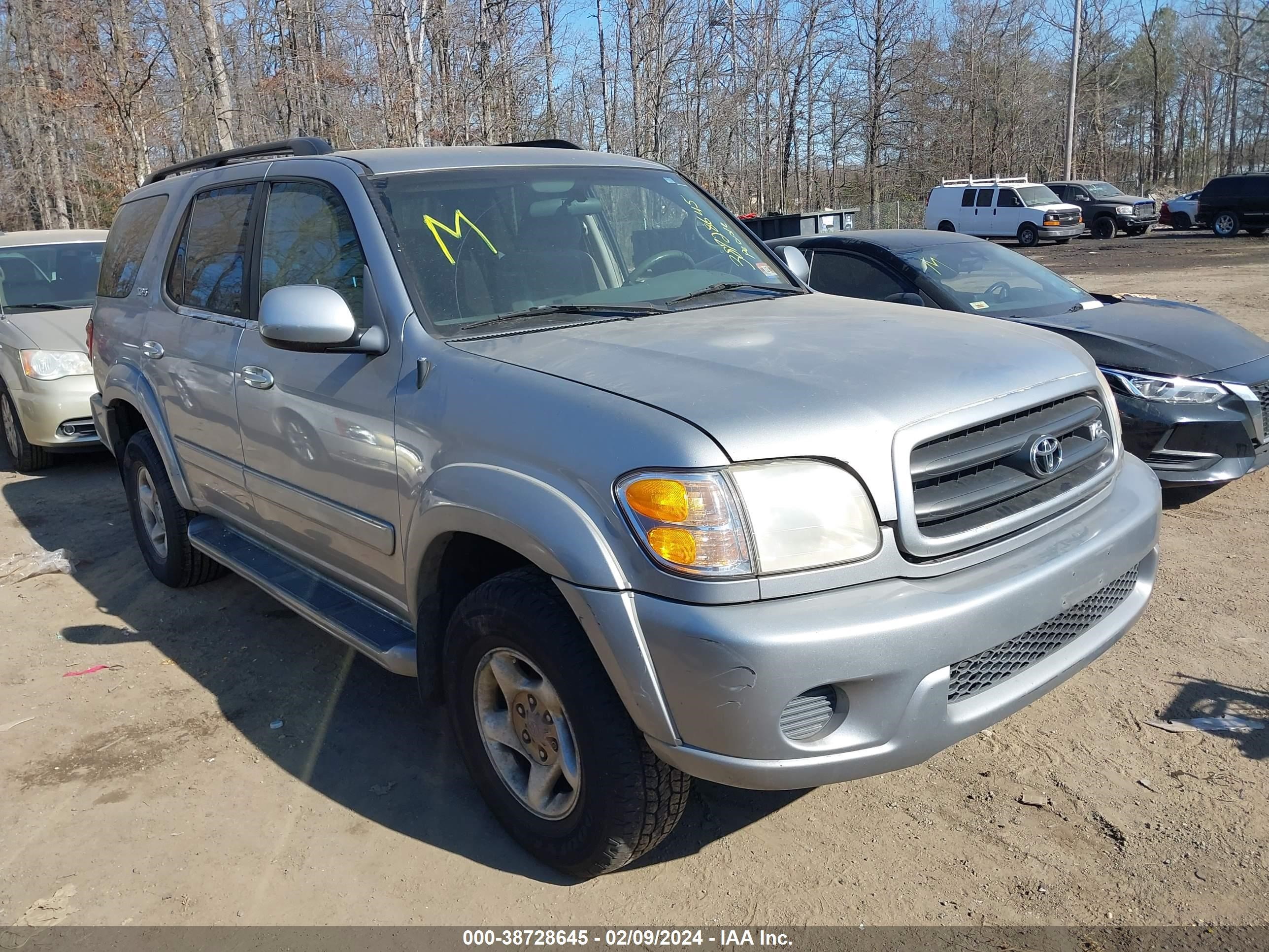 TOYOTA SEQUOIA 2001 5tdbt44a81s009005