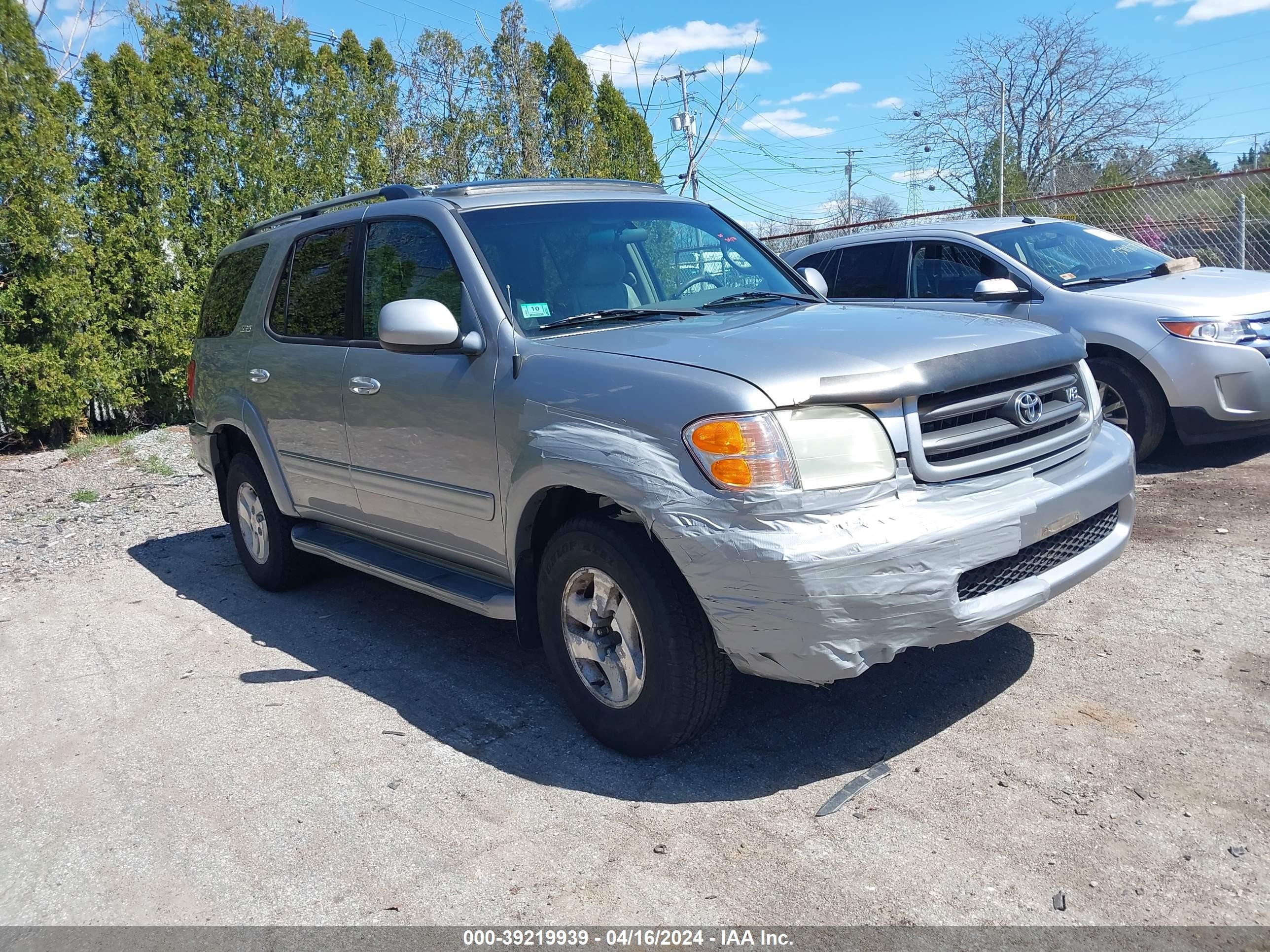 TOYOTA SEQUOIA 2004 5tdbt44a94s217558