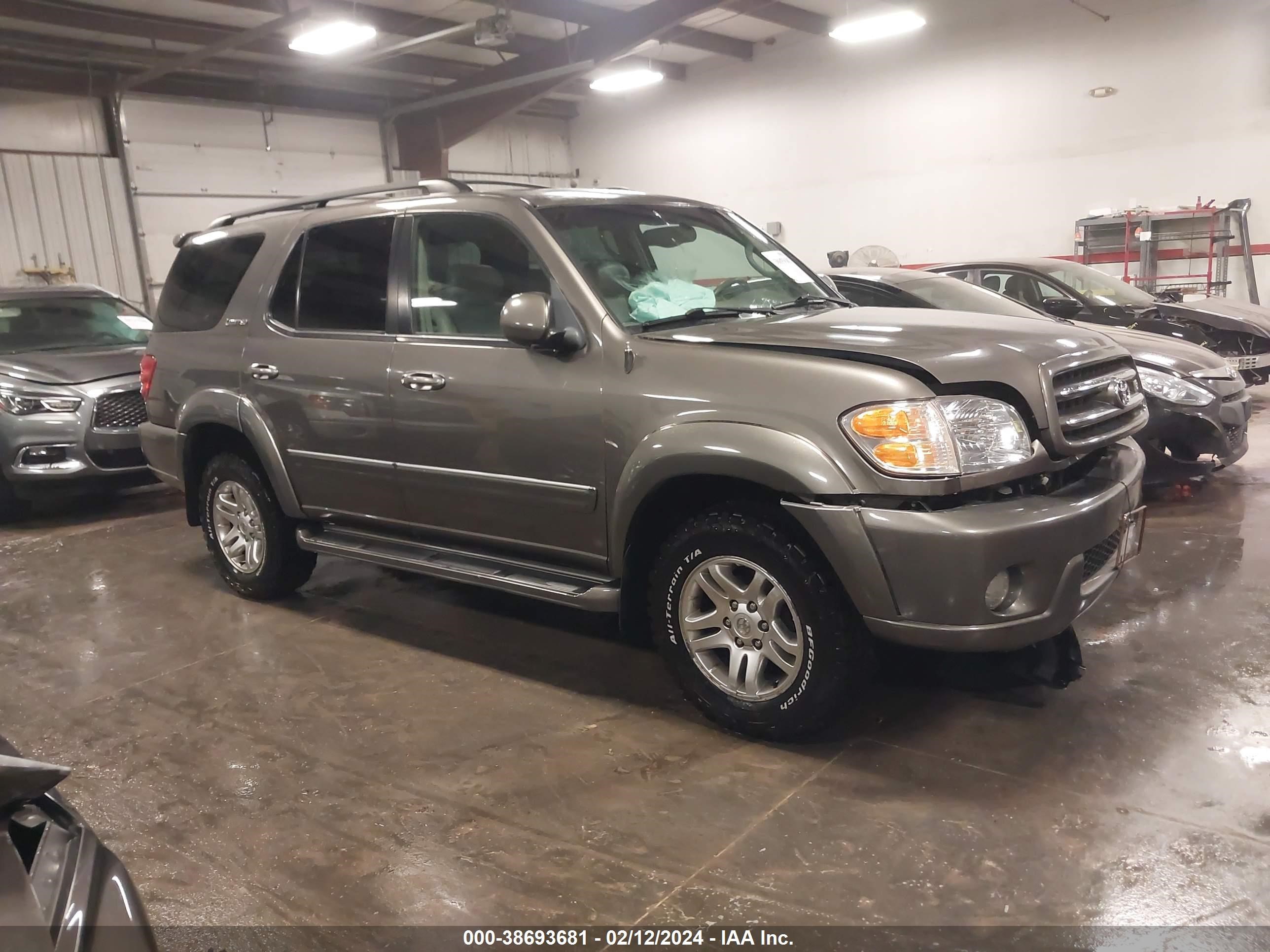 TOYOTA SEQUOIA 2004 5tdbt48a14s226863