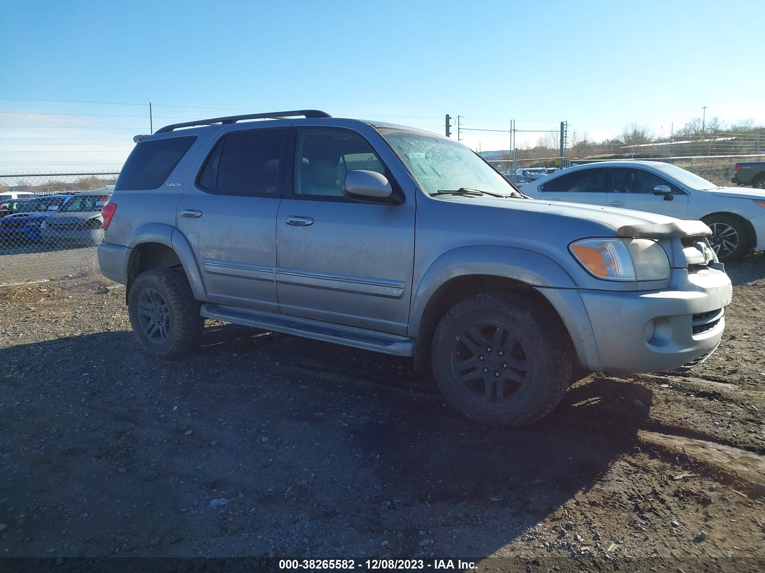 TOYOTA SEQUOIA 2005 5tdbt48a75s241627