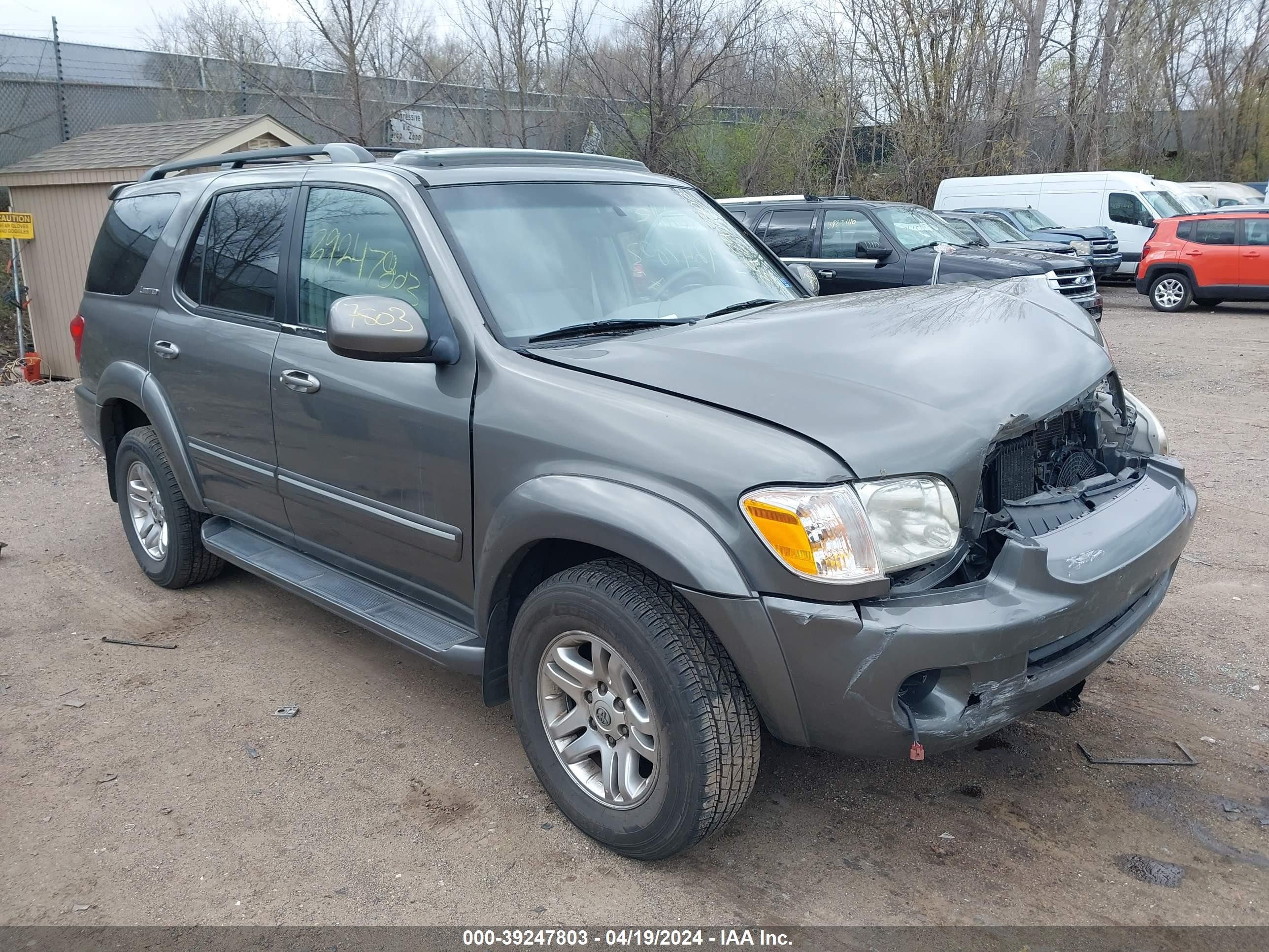 TOYOTA SEQUOIA 2005 5tdbt48a75s246455