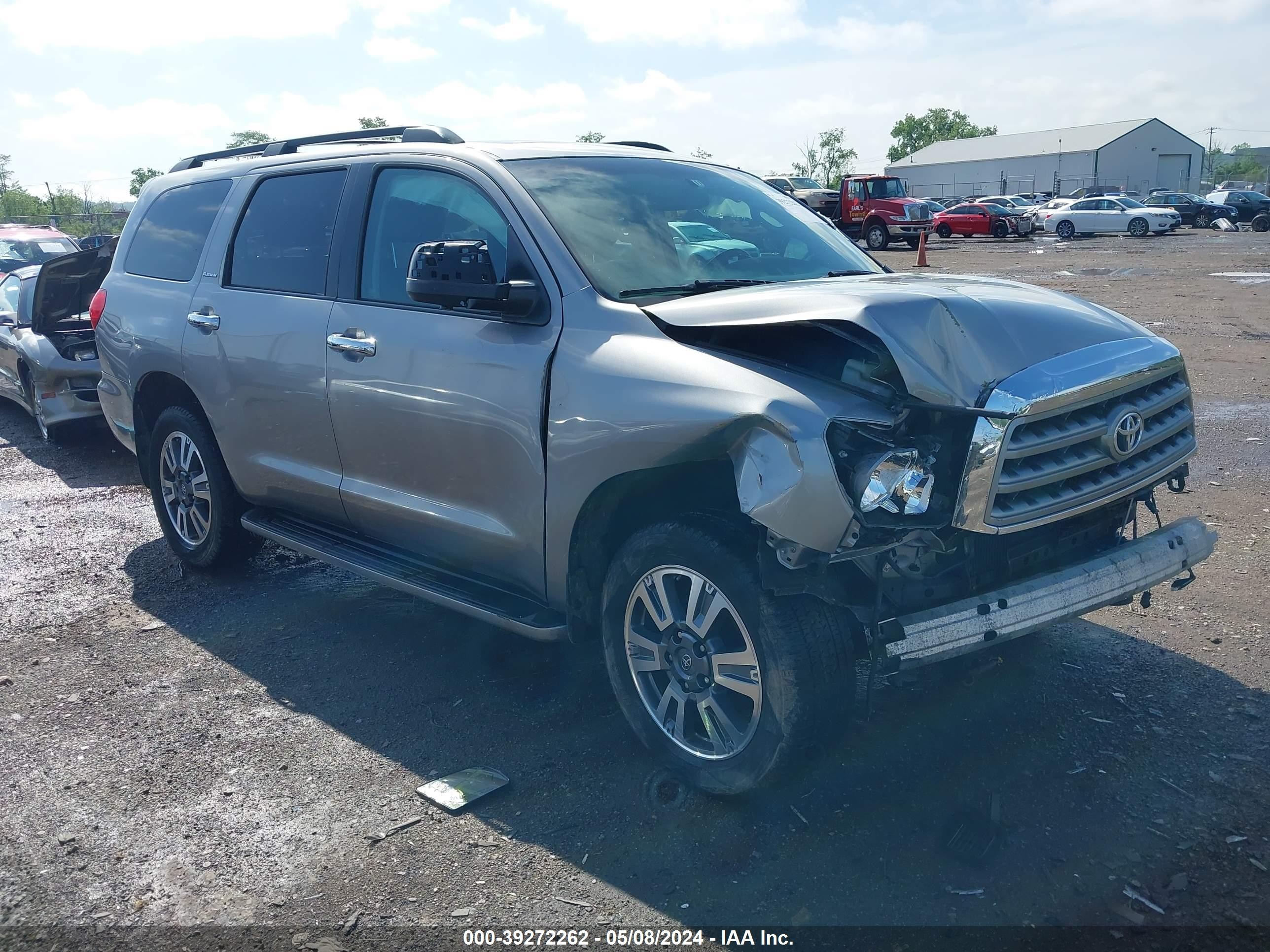 TOYOTA SEQUOIA 2008 5tdby67a38s010694