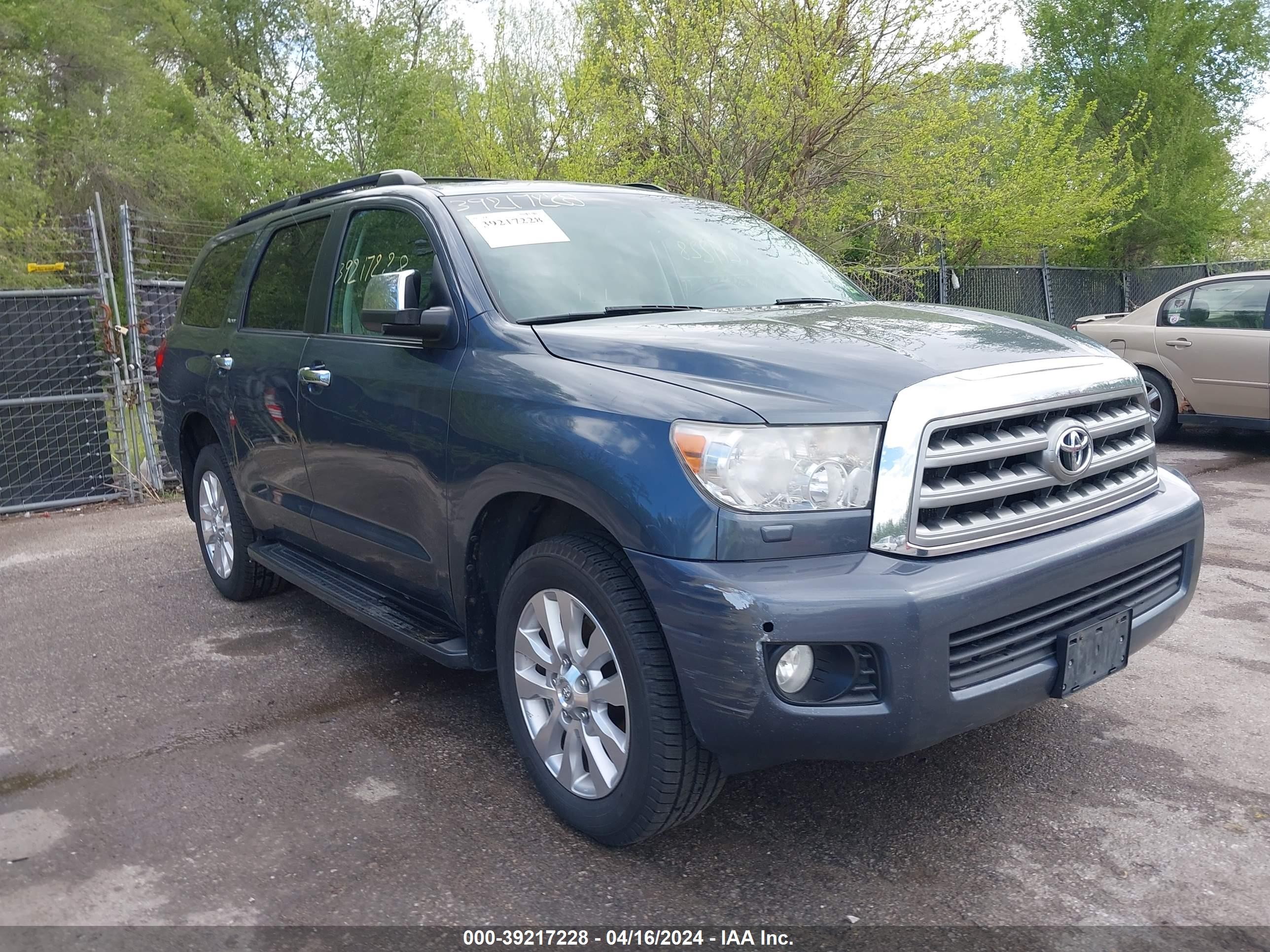 TOYOTA SEQUOIA 2008 5tdby67a38s022232