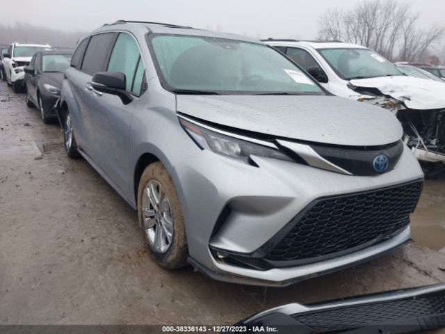 TOYOTA SIENNA 2023 5tdcskfc4ps078986