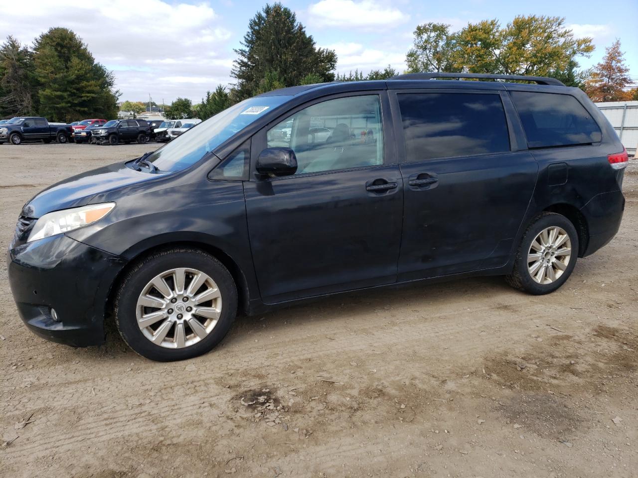 TOYOTA SIENNA 2011 5tddk3dc0bs005491