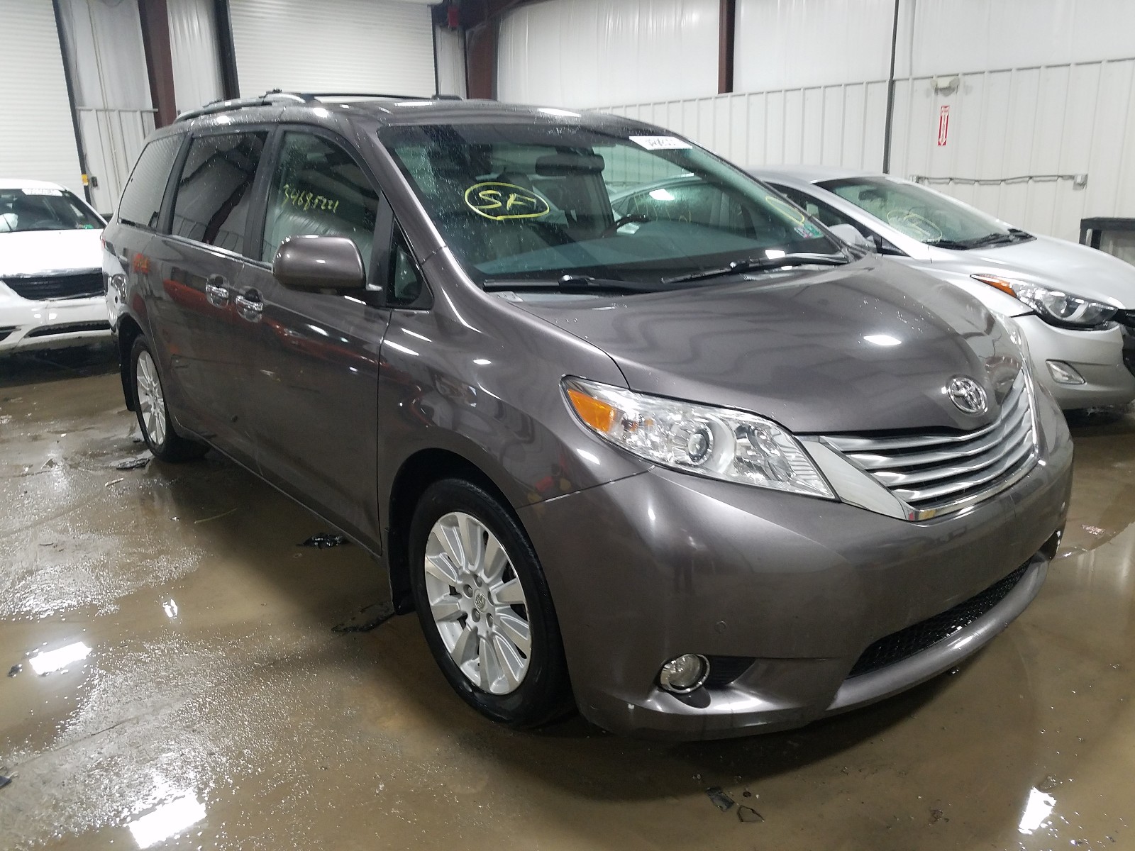 TOYOTA SIENNA XLE 2012 5tddk3dc0cs044177