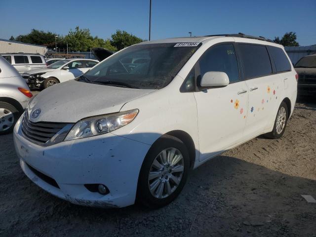 TOYOTA SIENNA XLE 2011 5tddk3dc1bs026205