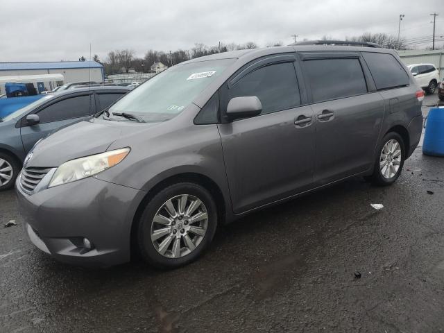 TOYOTA SIENNA XLE 2011 5tddk3dc2bs014483