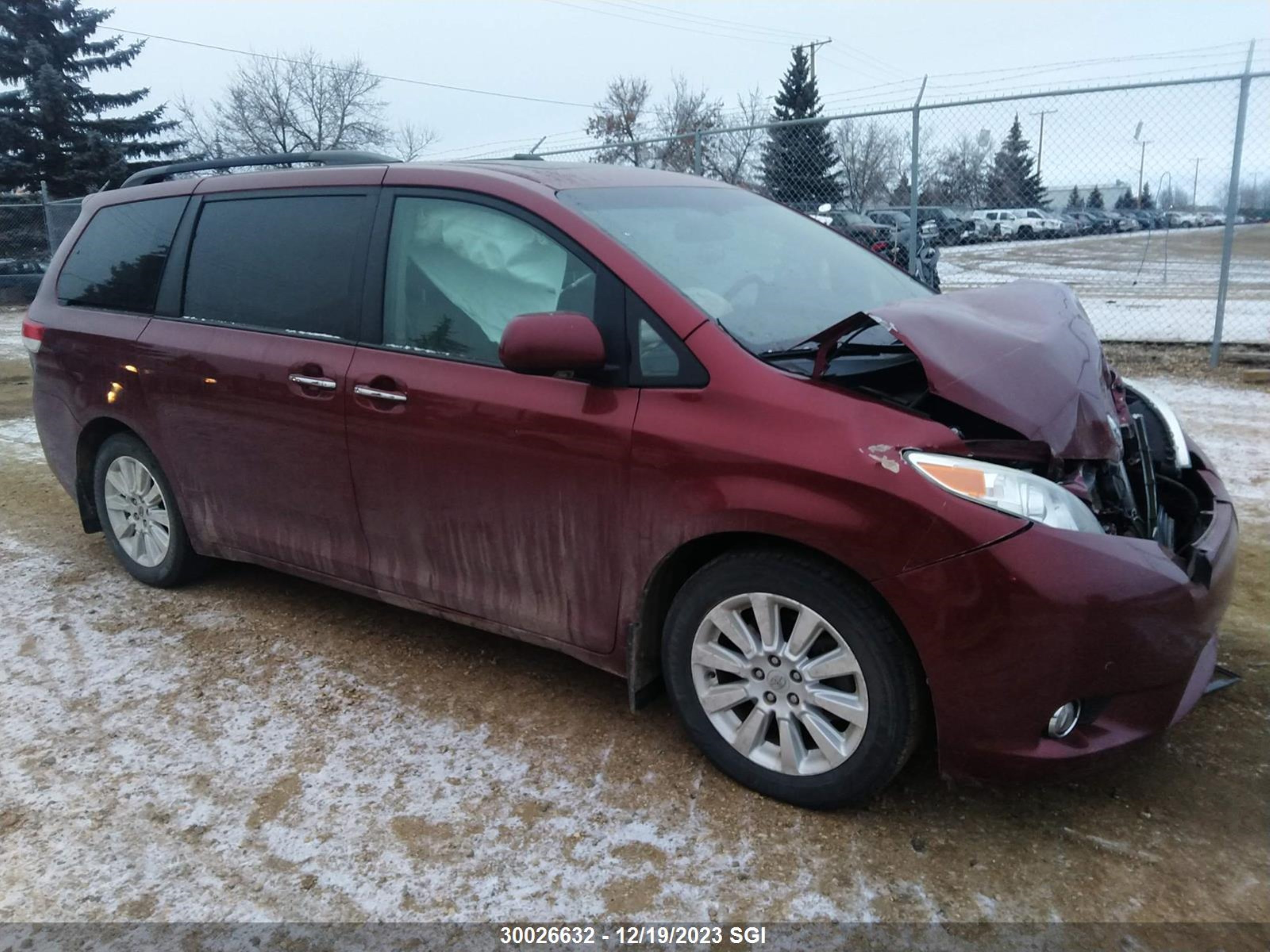 TOYOTA SIENNA 2012 5tddk3dc2cs046299