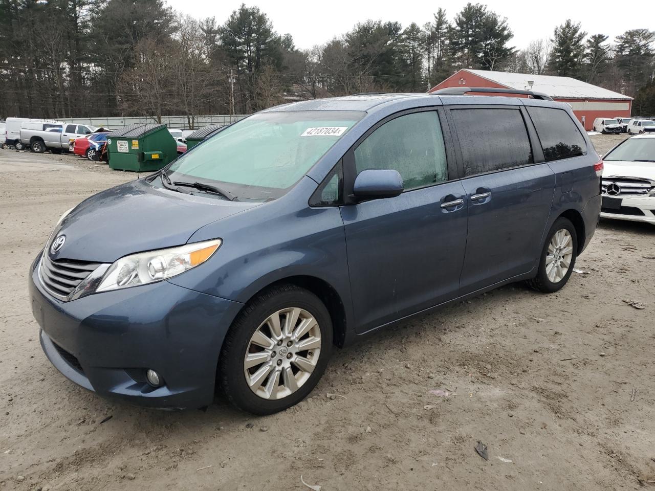 TOYOTA SIENNA 2013 5tddk3dc2ds056588