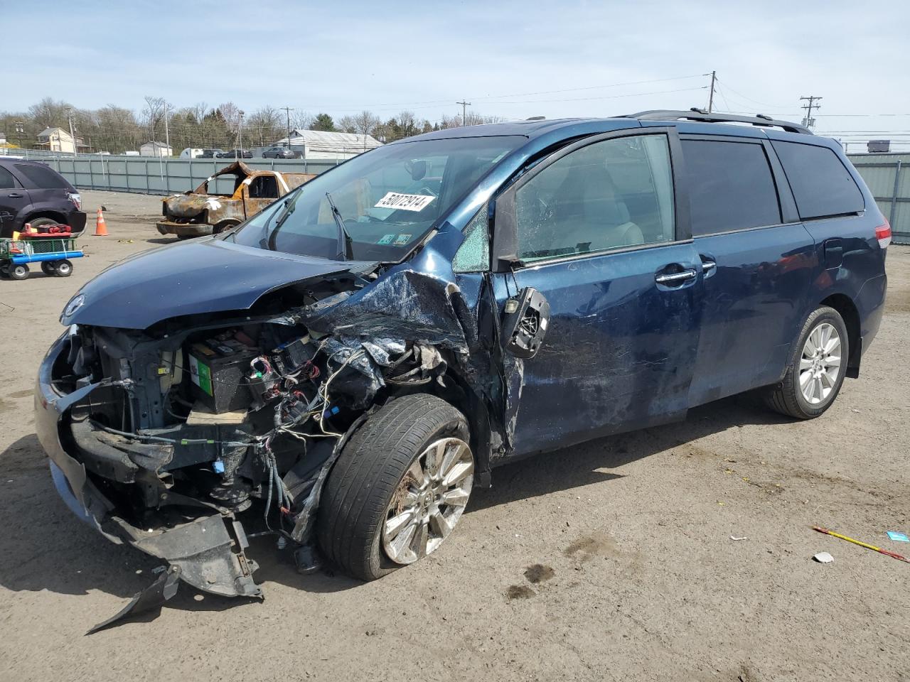 TOYOTA SIENNA 2011 5tddk3dc3bs006683