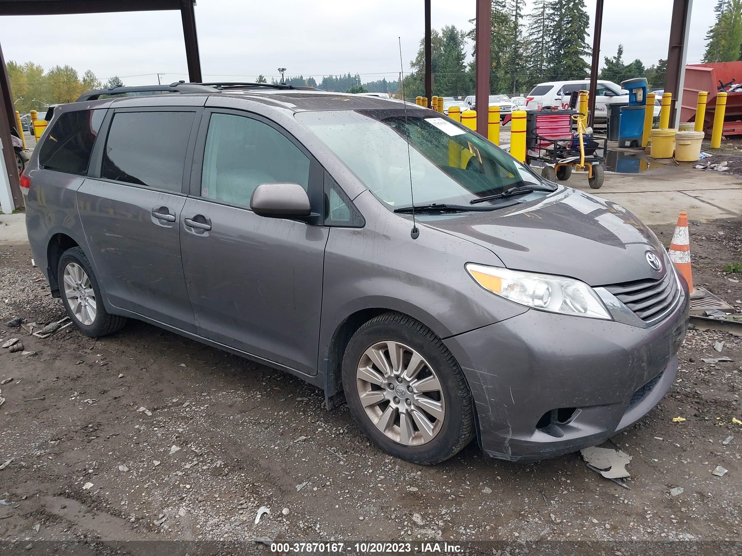 TOYOTA SIENNA 2013 5tddk3dc3ds061038