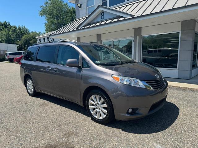 TOYOTA SIENNA XLE 2011 5tddk3dc4bs003503