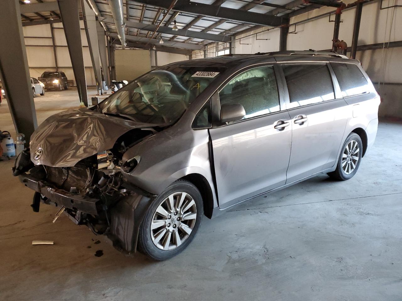 TOYOTA SIENNA 2011 5tddk3dc4bs006434