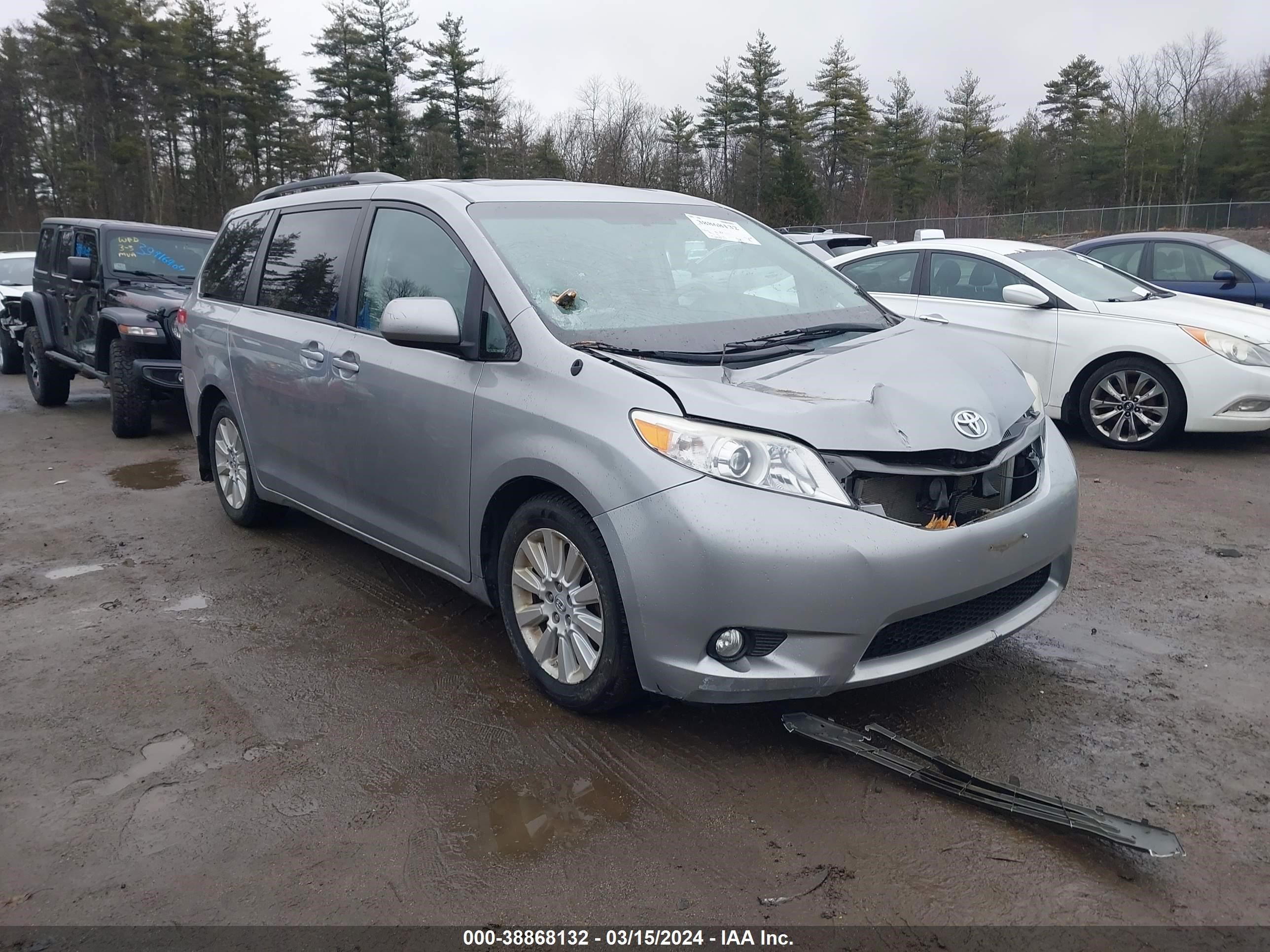 TOYOTA SIENNA 2013 5tddk3dc4ds053899