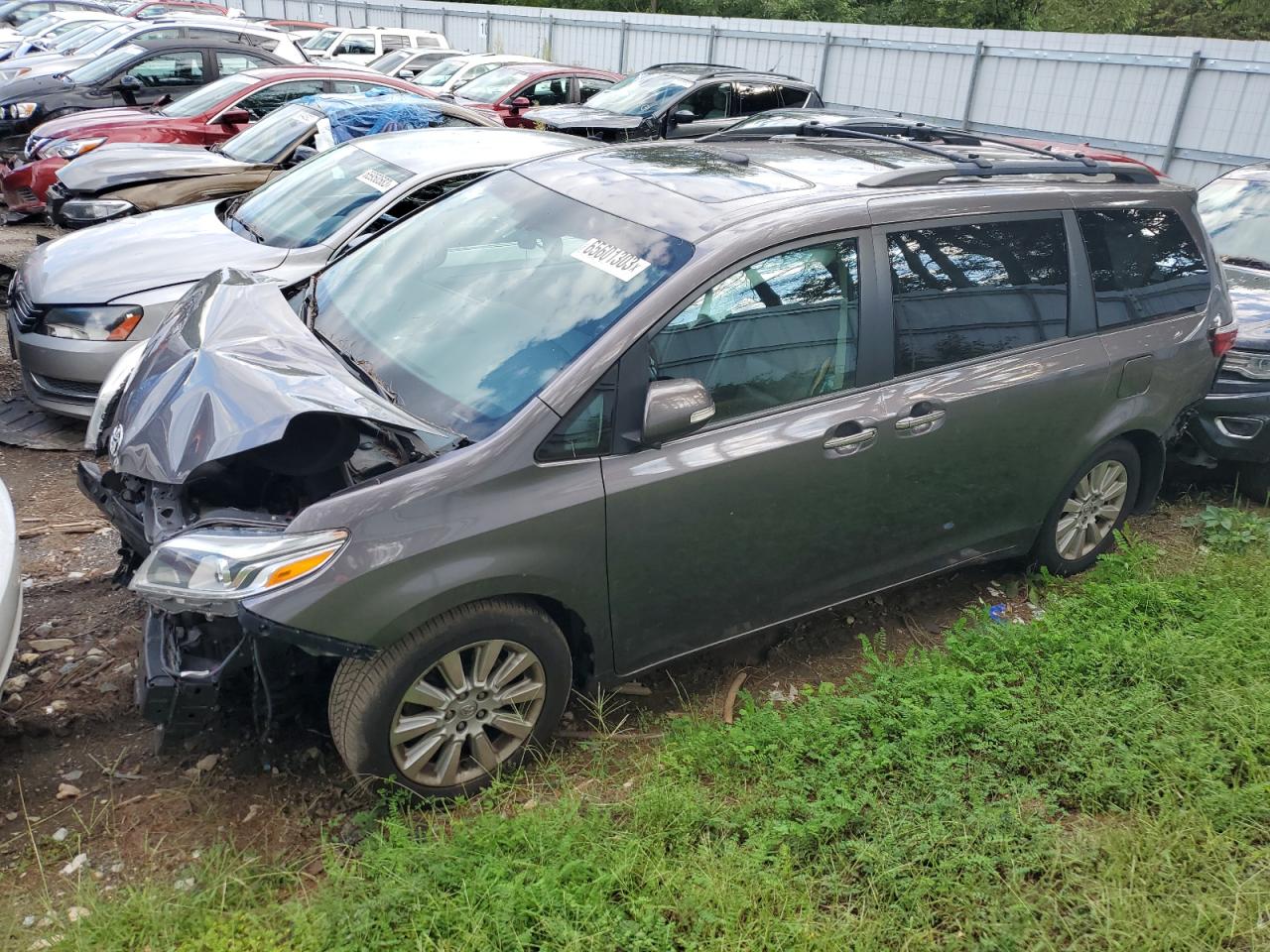 TOYOTA SIENNA 2015 5tddk3dc5fs101946