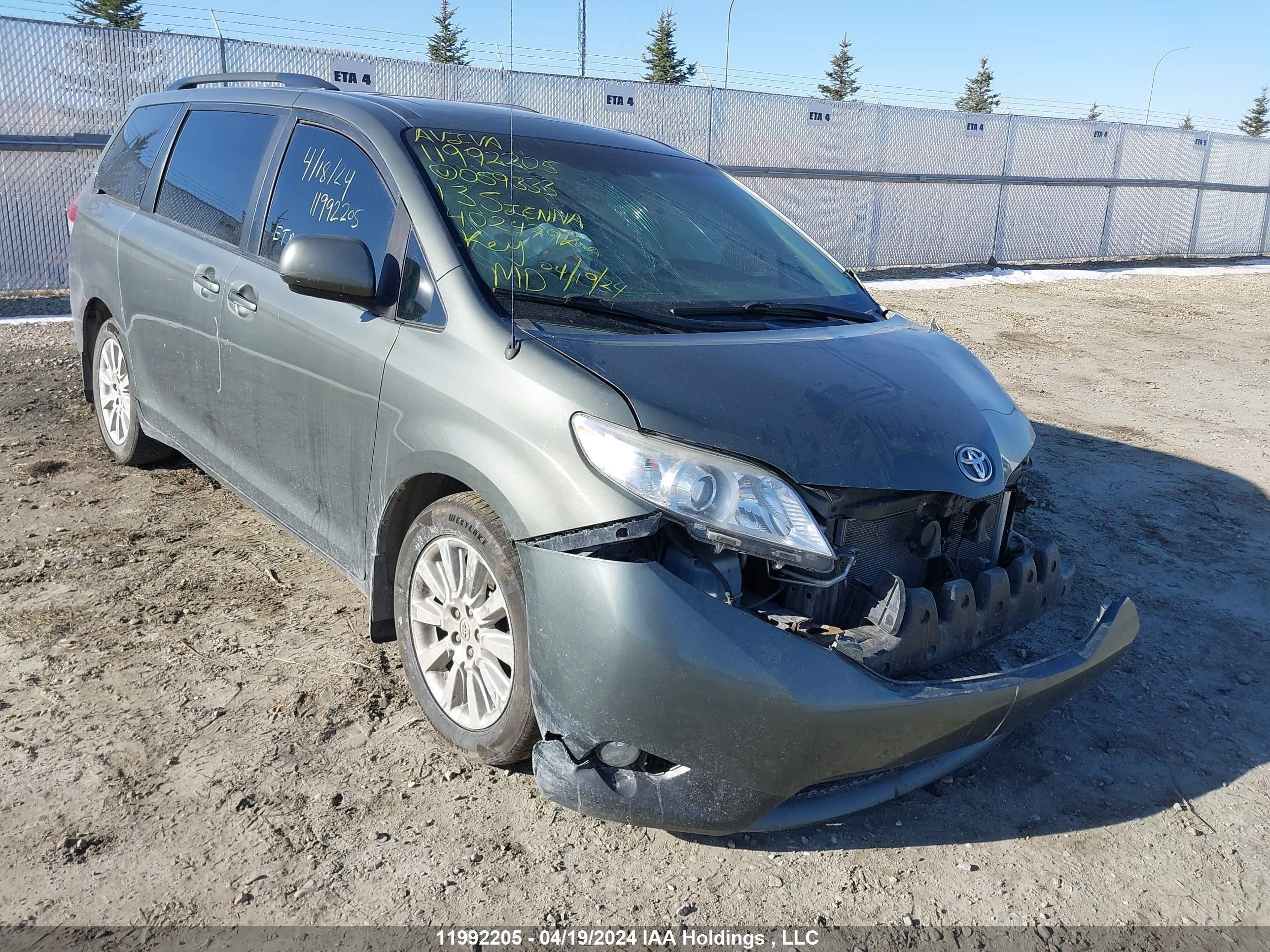 TOYOTA SIENNA 2013 5tddk3dc6ds059333