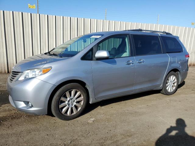 TOYOTA SIENNA XLE 2011 5tddk3dc7bs002426